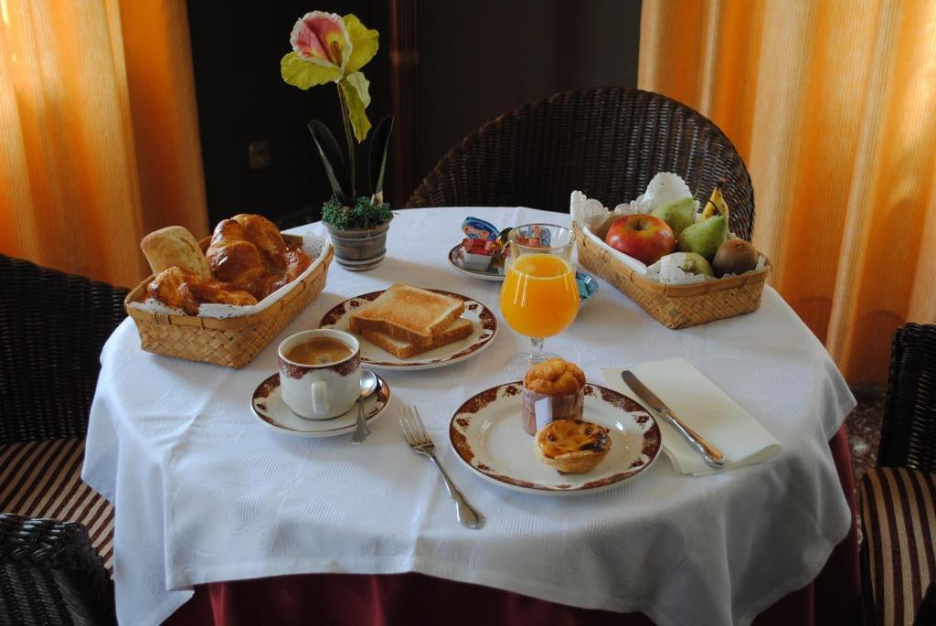 Hotel Gernika - Adults Only Bilik gambar